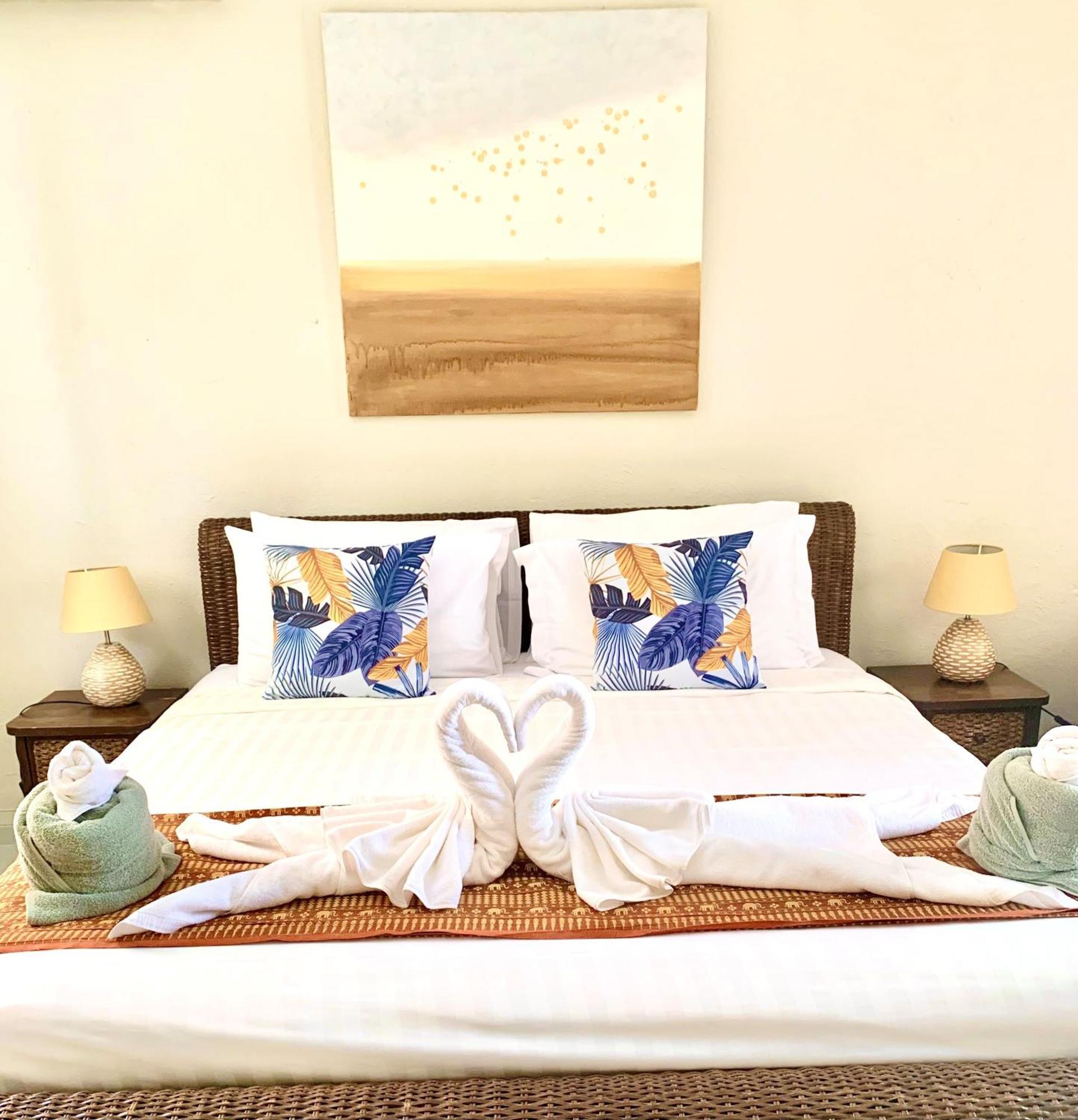 Beachfront Villa Charmant With Private Pool 사무이 외부 사진